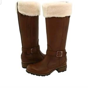 Authentic Ugg Langley Boots S/N 5608 (sheepskin)